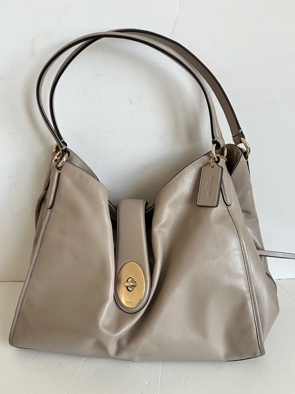 Coach Madison Carlyle Smooth Leather Gold Turnlock Hobo Shoulder Bag F37637